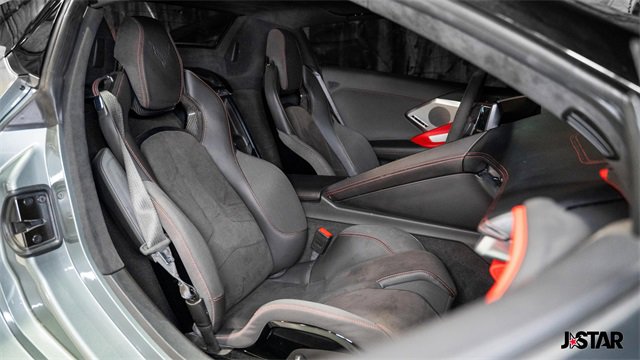 Used 2023 Chevrolet Corvette Stingray Premium Conv w/ Z51 Performance Package image 10