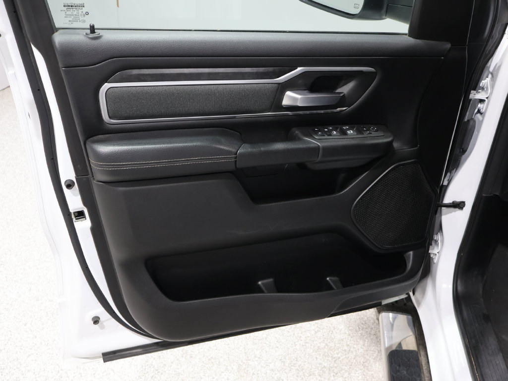 Used 2022 RAM 1500 Big Horn AWD/4WD image 14