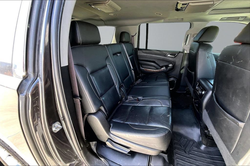 Used 2017 Chevrolet Suburban Premier AWD/4WD image 18