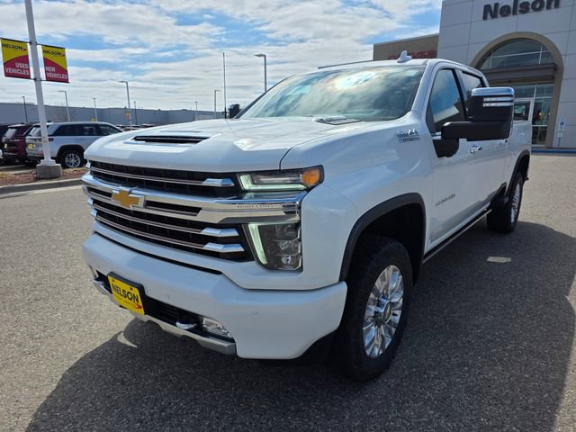 Used 2021 Chevrolet Silverado 3500 High Country w/ Technology Package AWD/4WD image 2