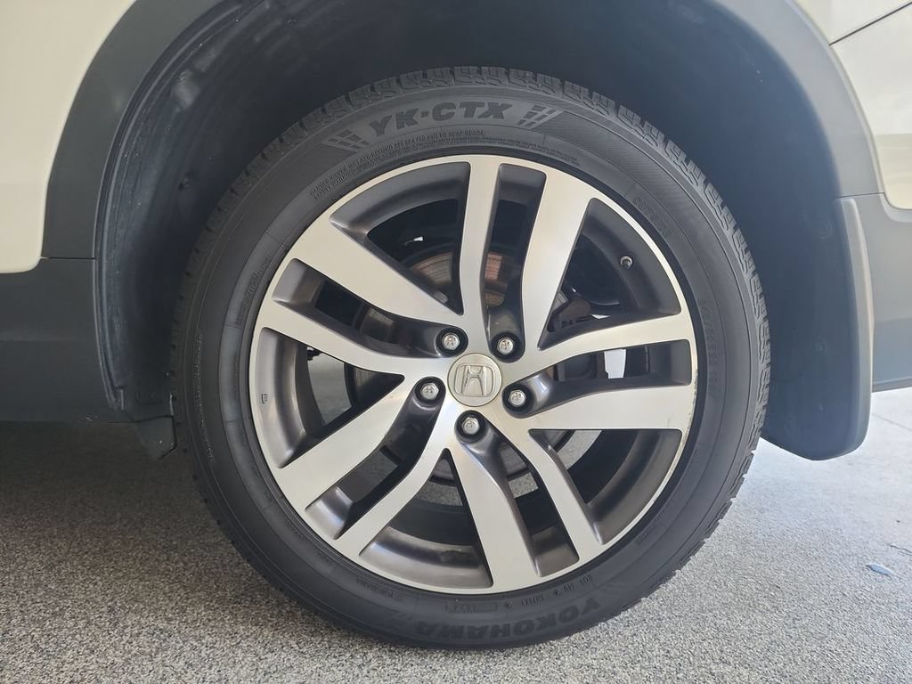 Used 2018 Honda Pilot Elite image 32