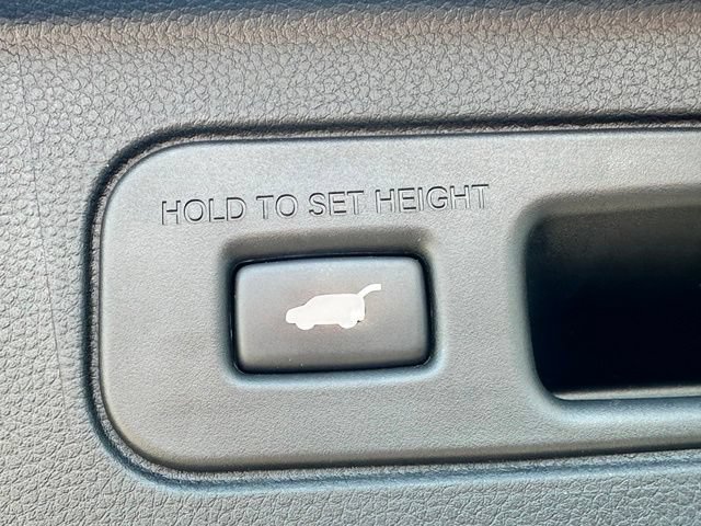Used 2024 Honda Pilot TrailSport image 9
