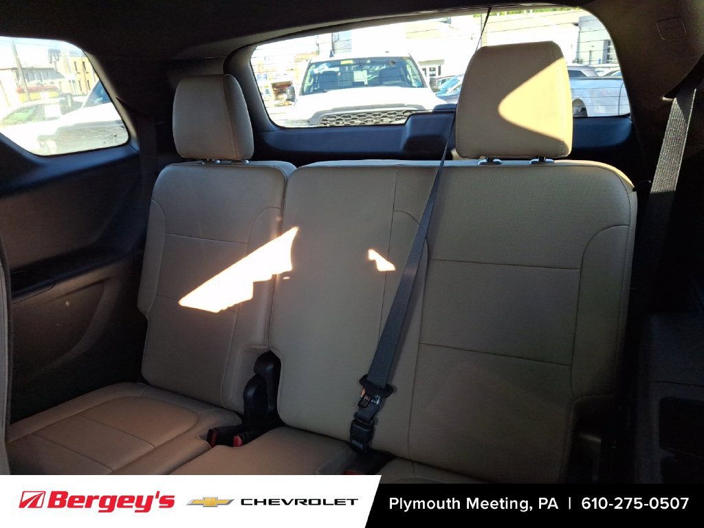 Certified 2023 Chevrolet Traverse Premier AWD/4WD image 12