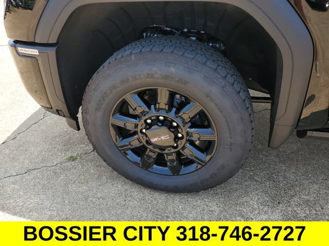 New 2025 GMC Sierra 2500 AT4 w/ AT4 Premium Plus Package AWD/4WD image 4
