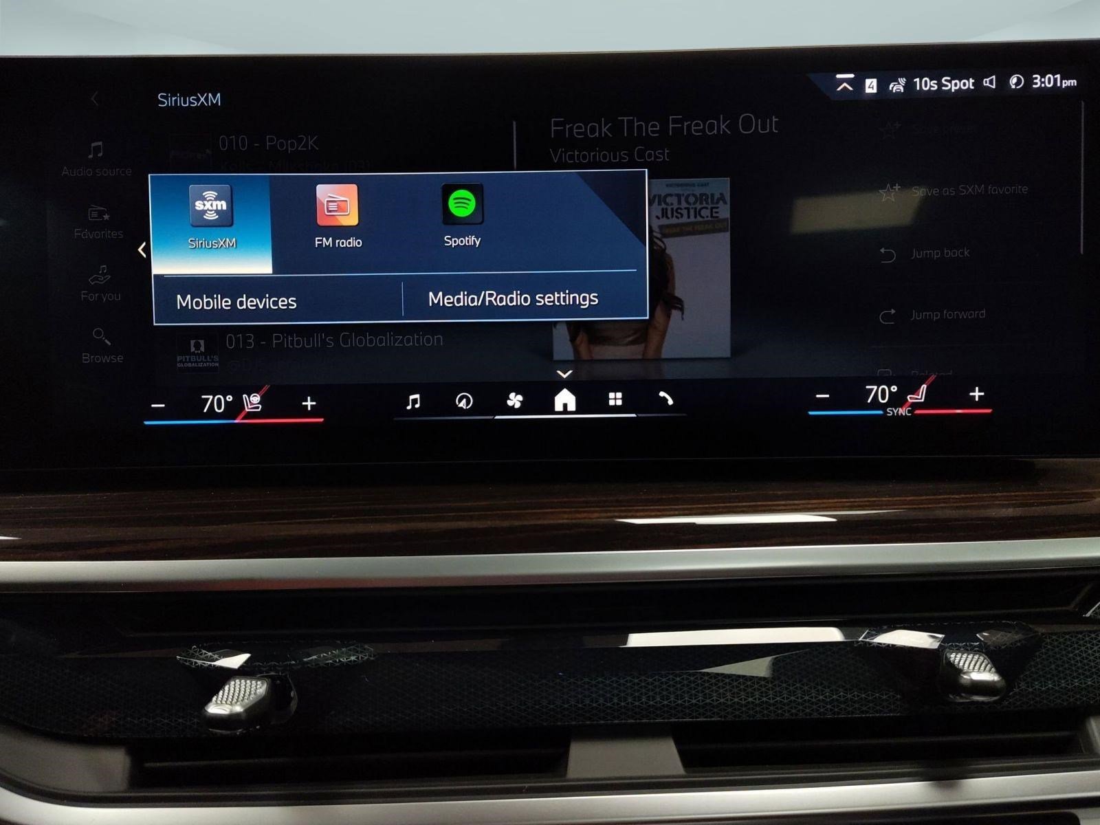 New 2026 BMW X5 xDrive50e w/ Climate Comfort Package image 23