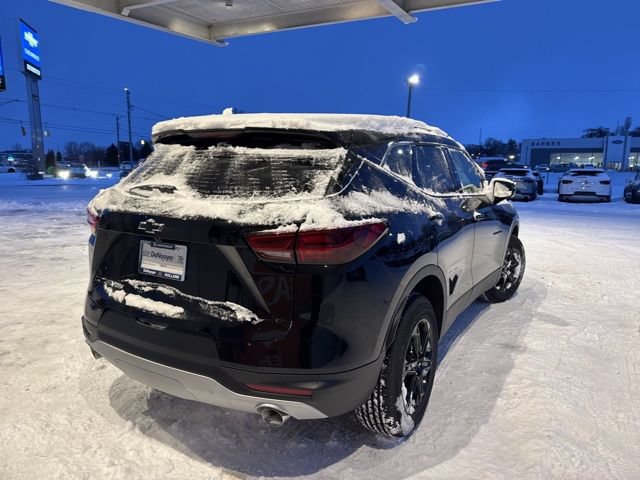 New 2026 Chevrolet Blazer LT w/ Midnight/Sport Edition AWD/4WD image 6