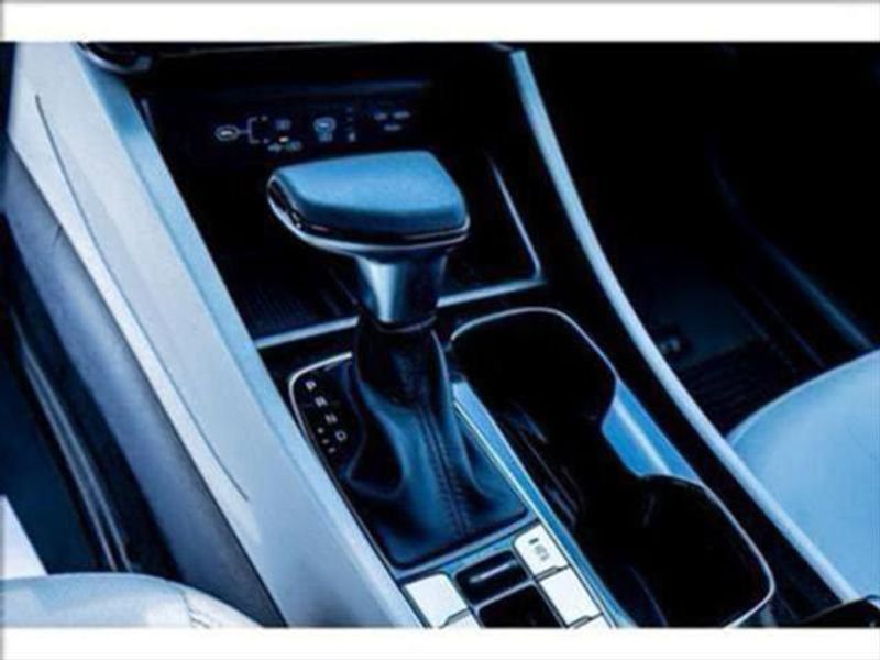 New 2025 Hyundai Tucson SEL image 12