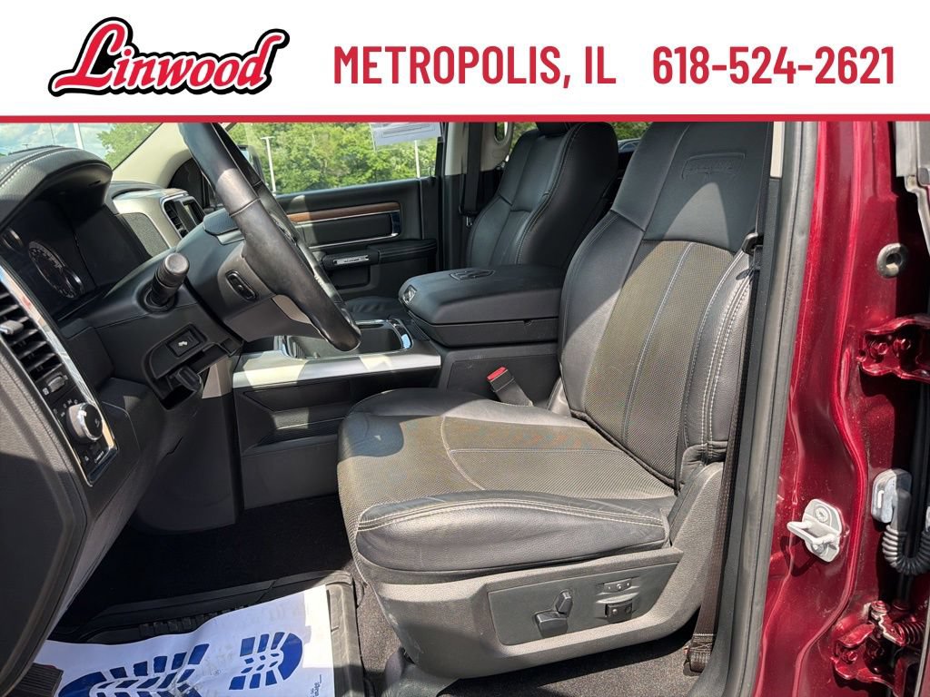 Used 2018 RAM 1500 Laramie w/ Convenience Group AWD/4WD image 14