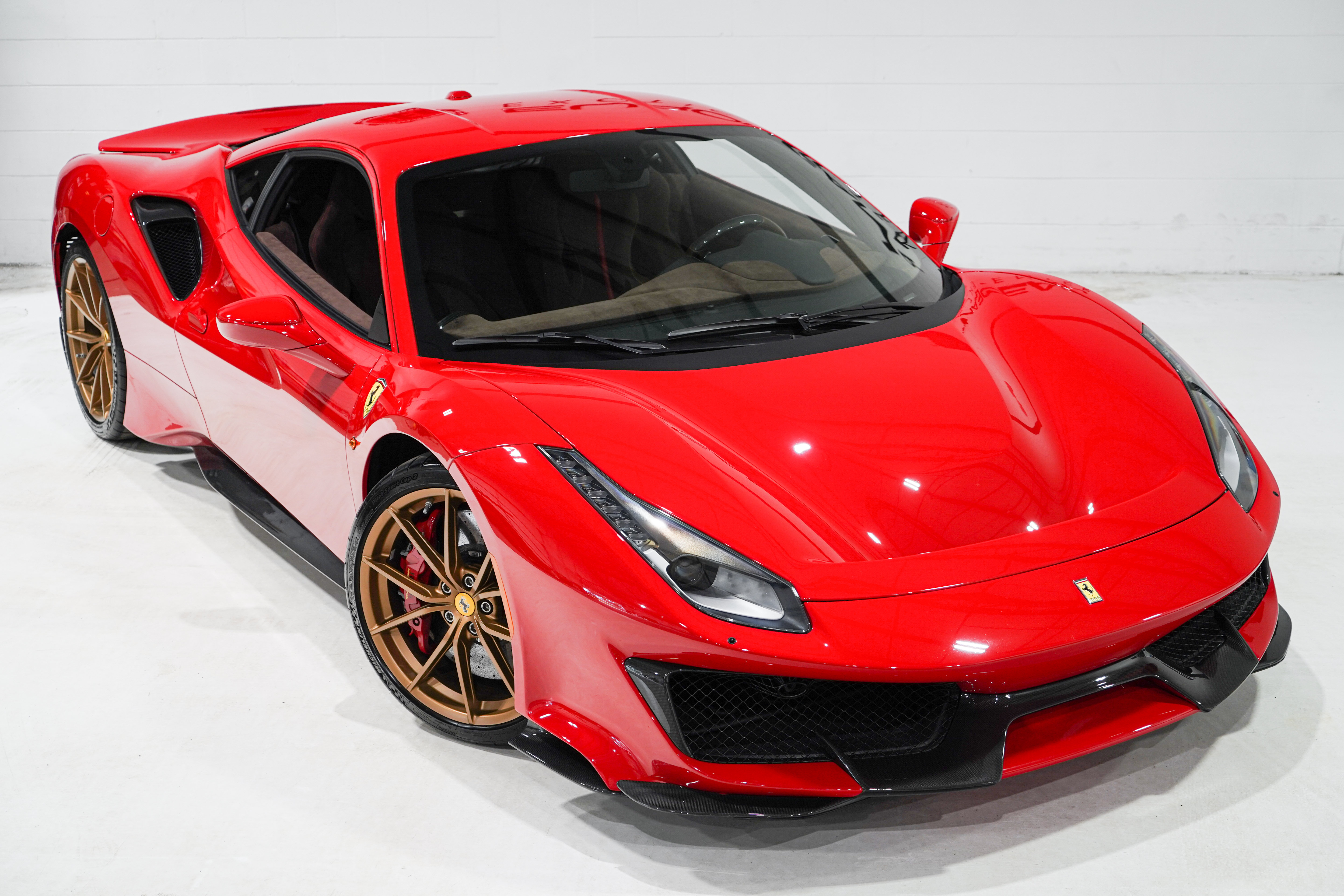 Used 2020 Ferrari 488 Pista Coupe RWD image 27