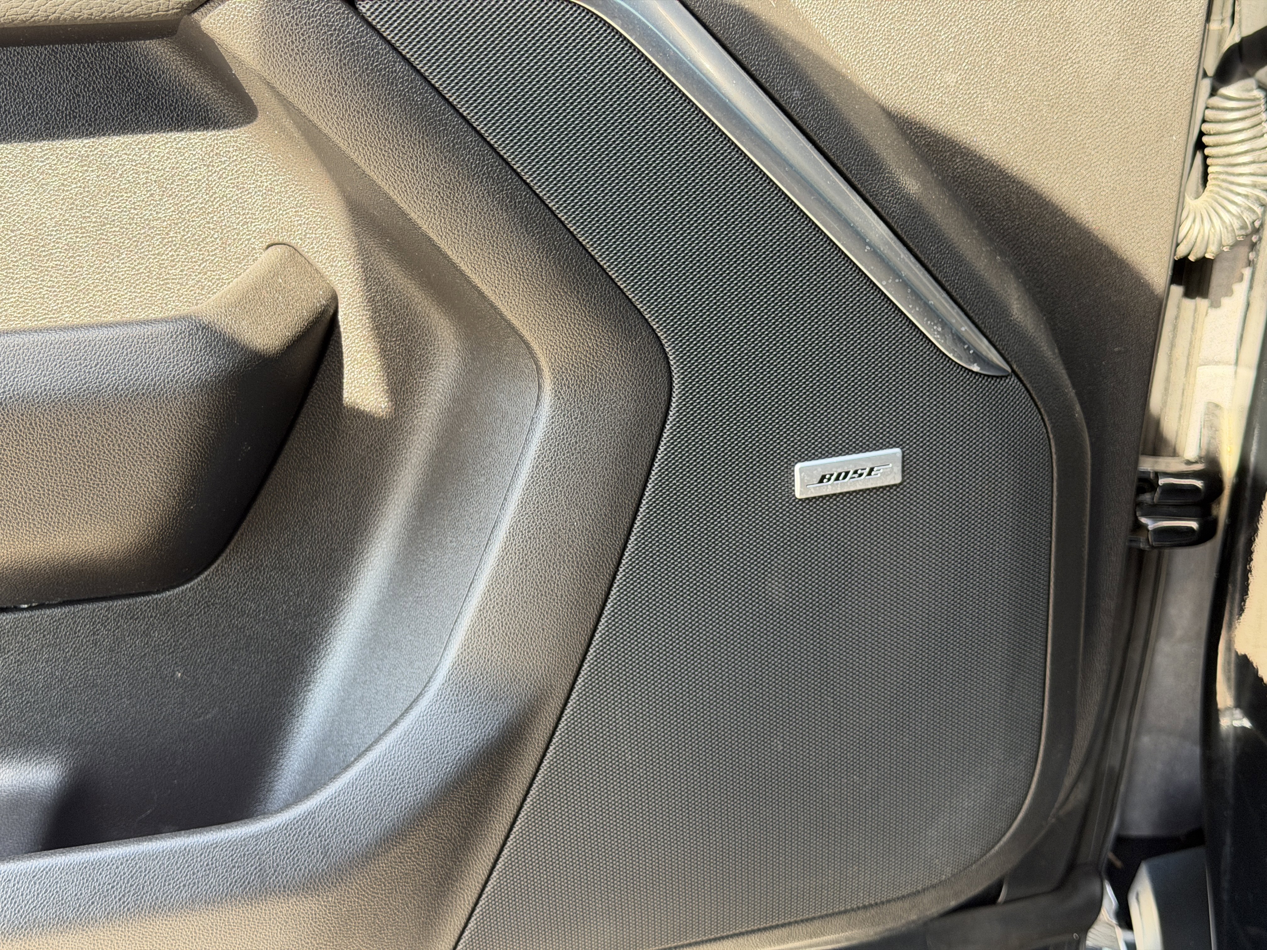 Used 2021 GMC Yukon Denali w/ Denali Premium Package image 22