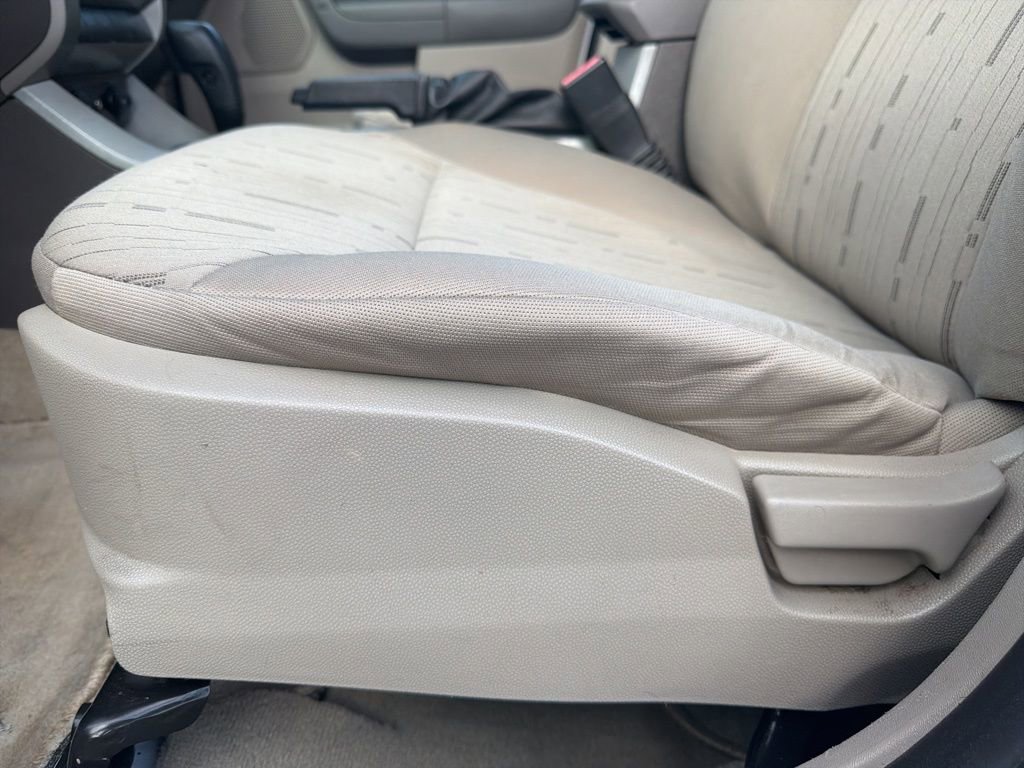 Used 2008 Ford Focus SE image 29