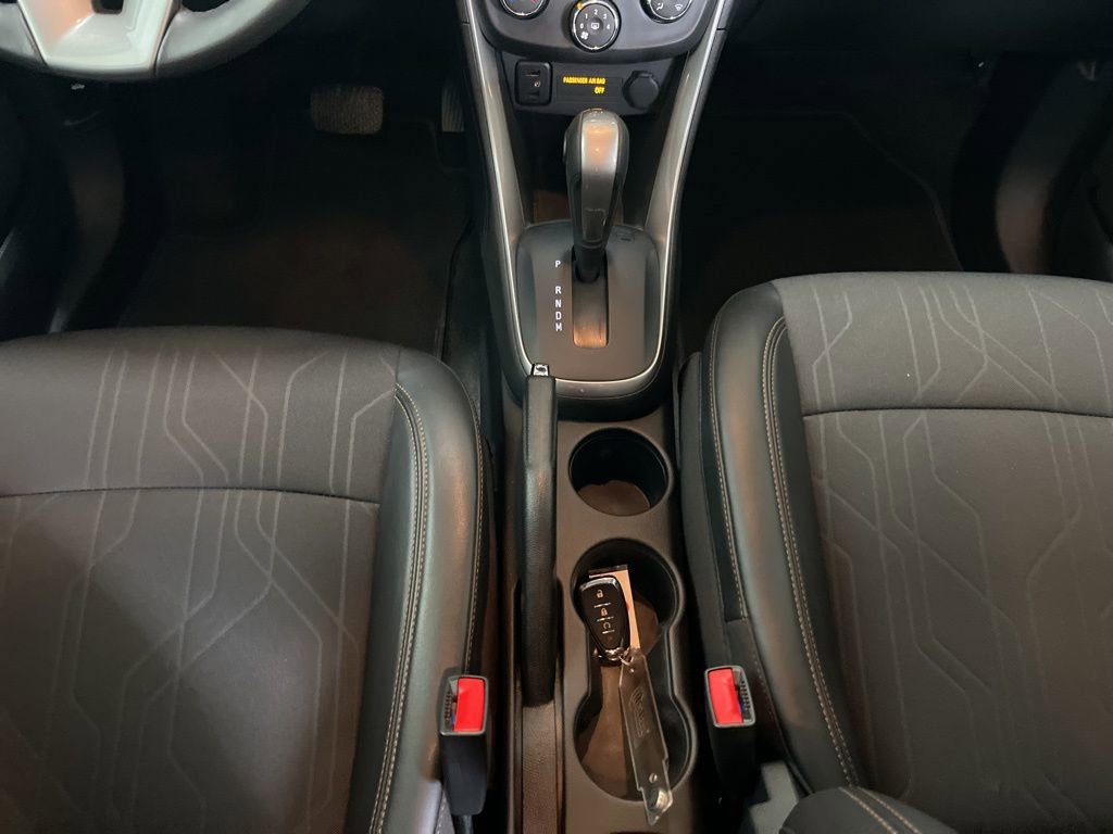 Used 2022 Chevrolet Trax LT w/ Driver Confidence Package image 10