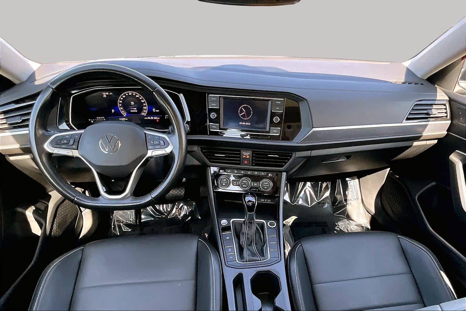 Used 2024 Volkswagen Jetta SE FWD image 15