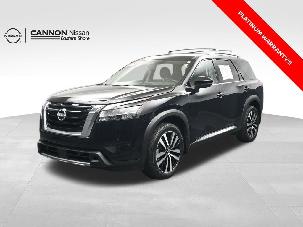 Used 2024 Nissan Pathfinder Platinum FWD image 1