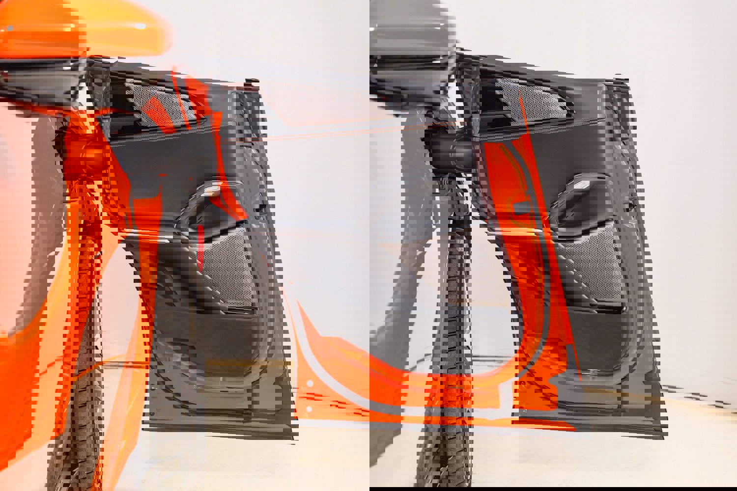 Used 2024 Ferrari Purosangue image 21