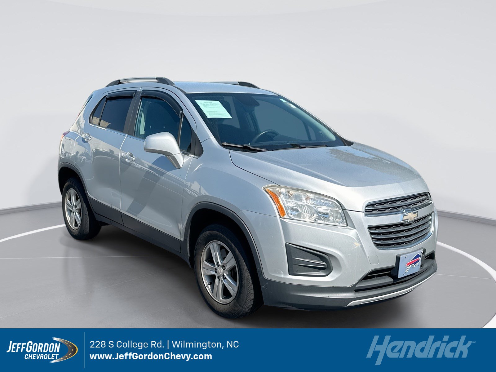 Used 2015 Chevrolet Trax LT image 1