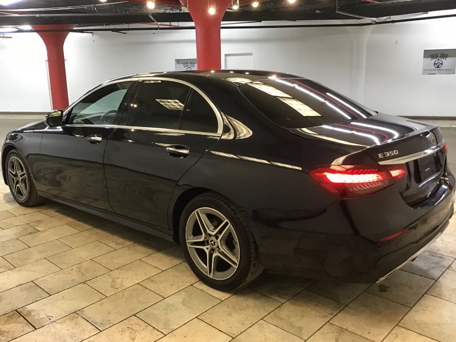 Used 2022 Mercedes-Benz E 350 4MATIC Sedan w/ AMG Line Exterior image 4