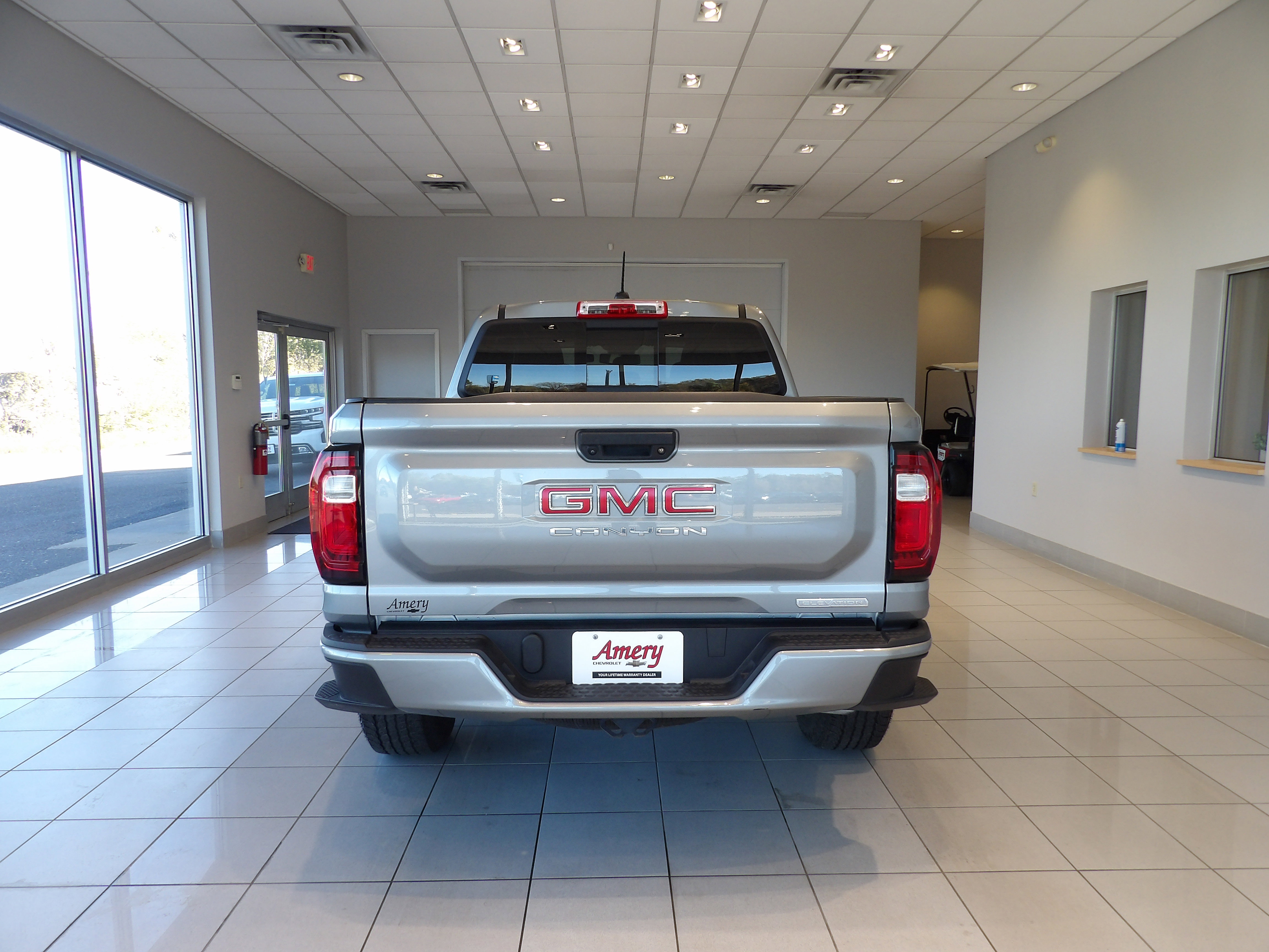 Used 2024 GMC Canyon Elevation w/ Convenience Package image 5