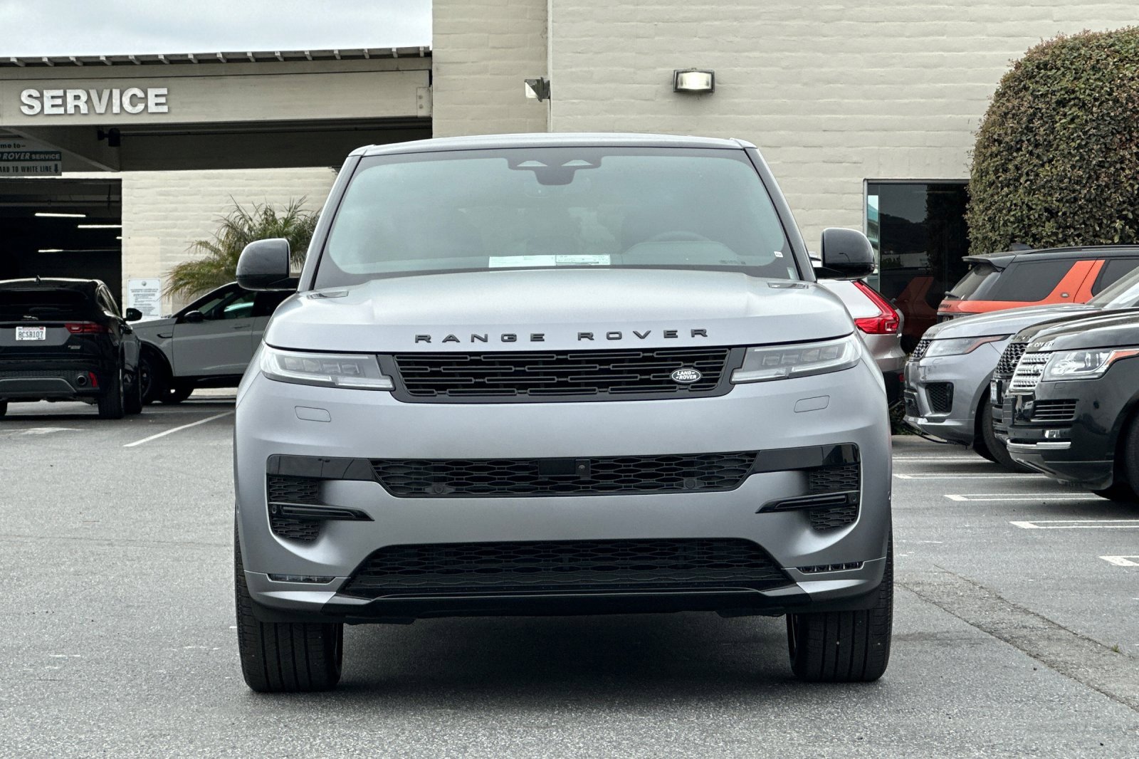 New 2025 Land Rover Range Rover Sport Dynamic SE image 8