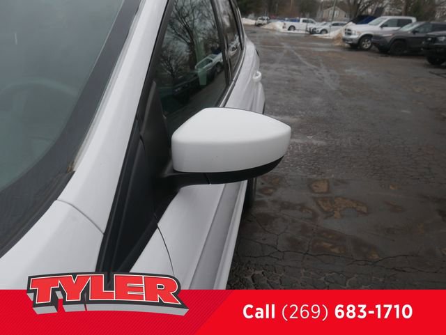 Used 2018 Ford Escape SE image 11