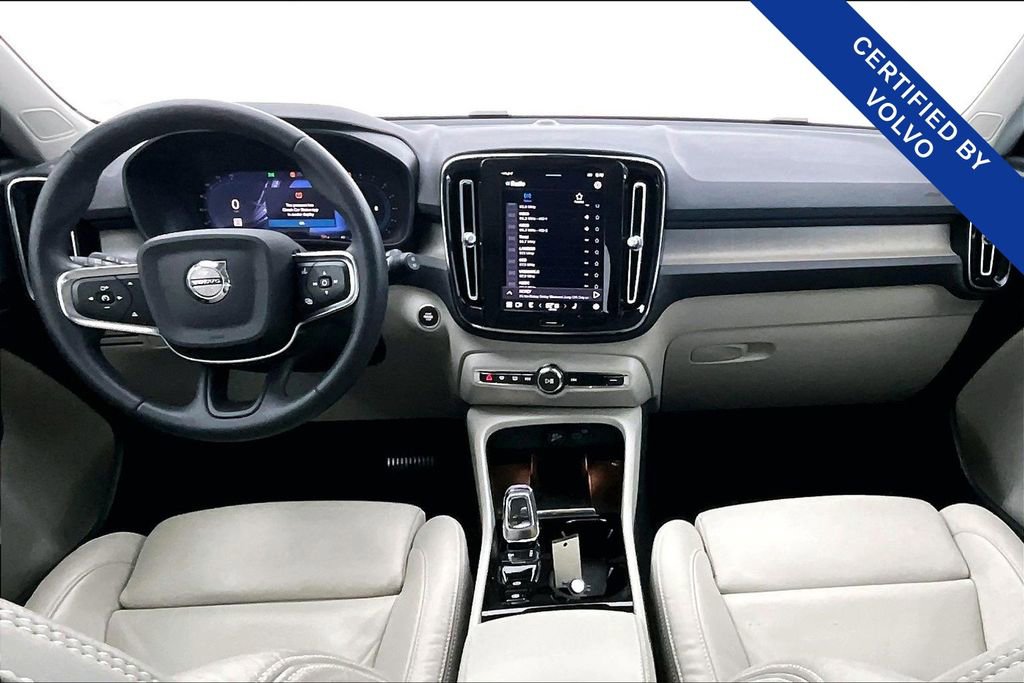 Used 2023 Volvo XC40 B5 Plus w/ Protection Package Premier image 21