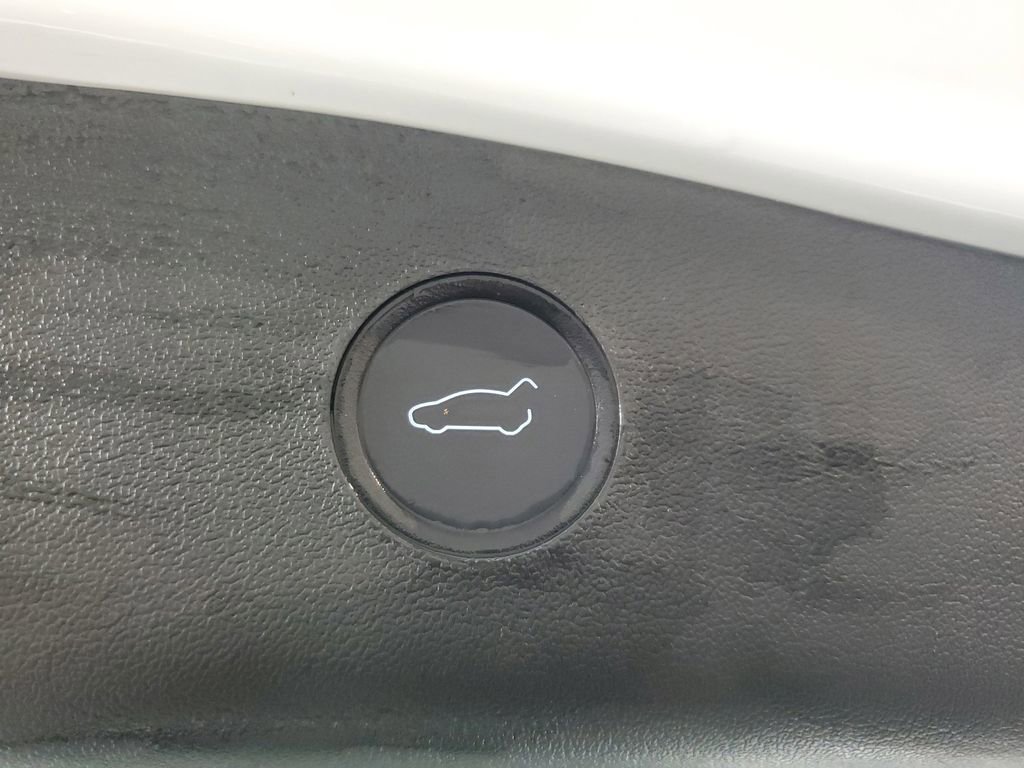 Used 2021 Tesla Model 3 Standard Range Plus image 8