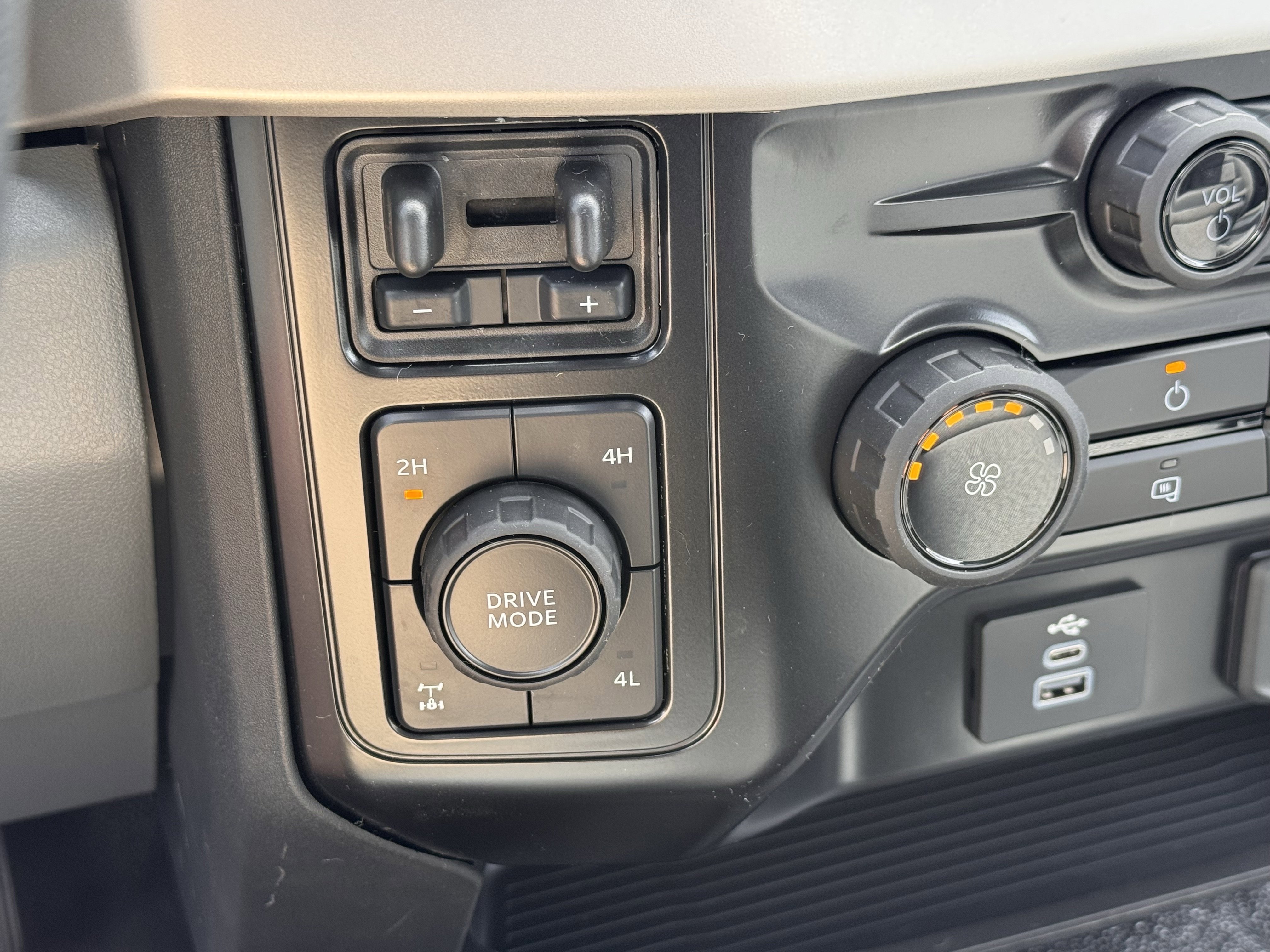 New 2026 Ford F250 XL image 20