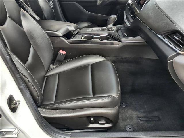 Used 2022 Cadillac CT4 Luxury w/ Sun And Sound Package image 21