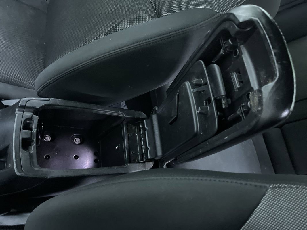 Used 2014 Dodge Avenger SE w/ Rallye Appearance Group image 24