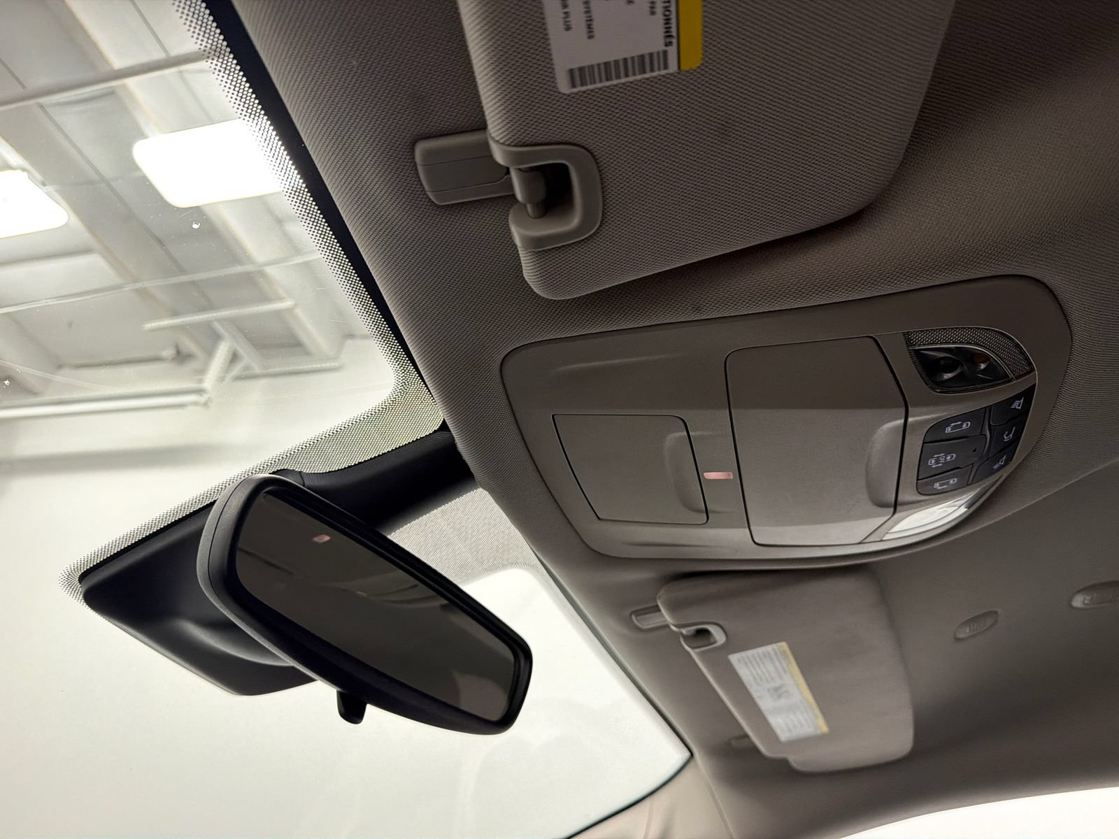 Used 2024 Chrysler Pacifica Touring-L FWD image 32