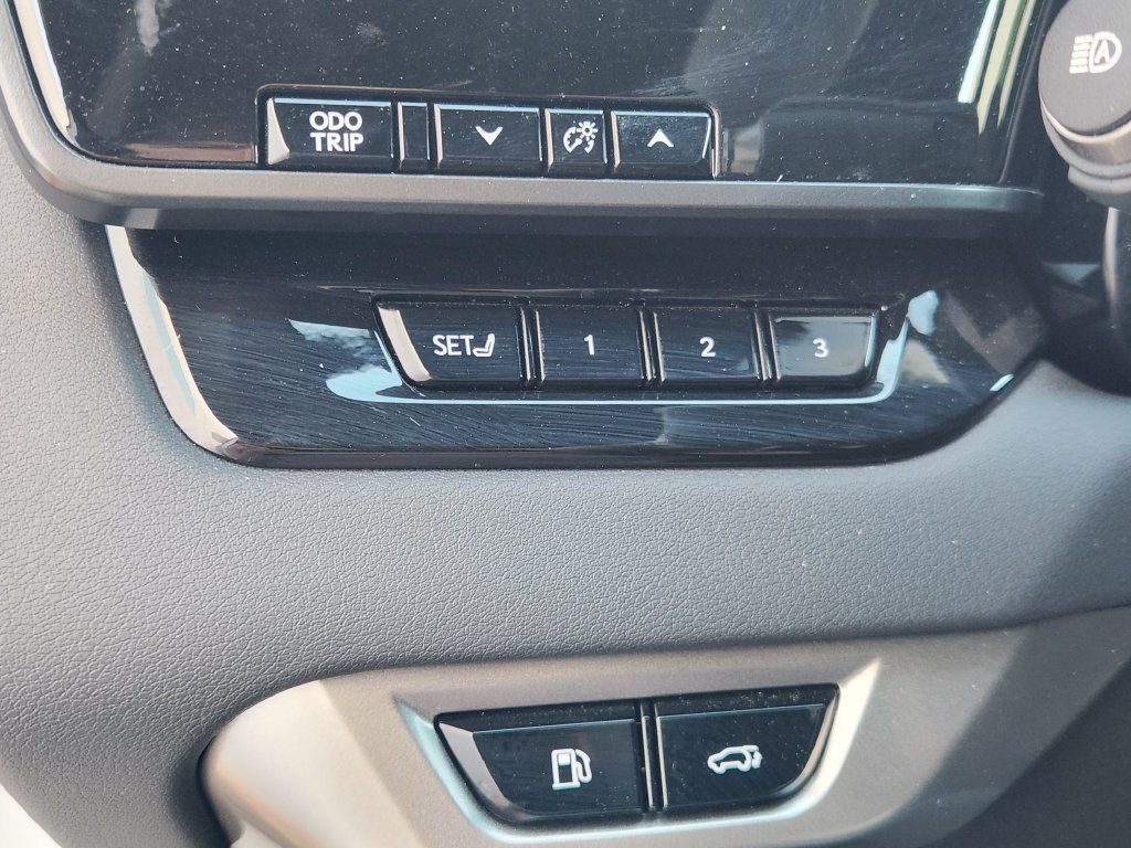 Certified 2023 Lexus RX 350 FWD w/ Cold Area Package image 21