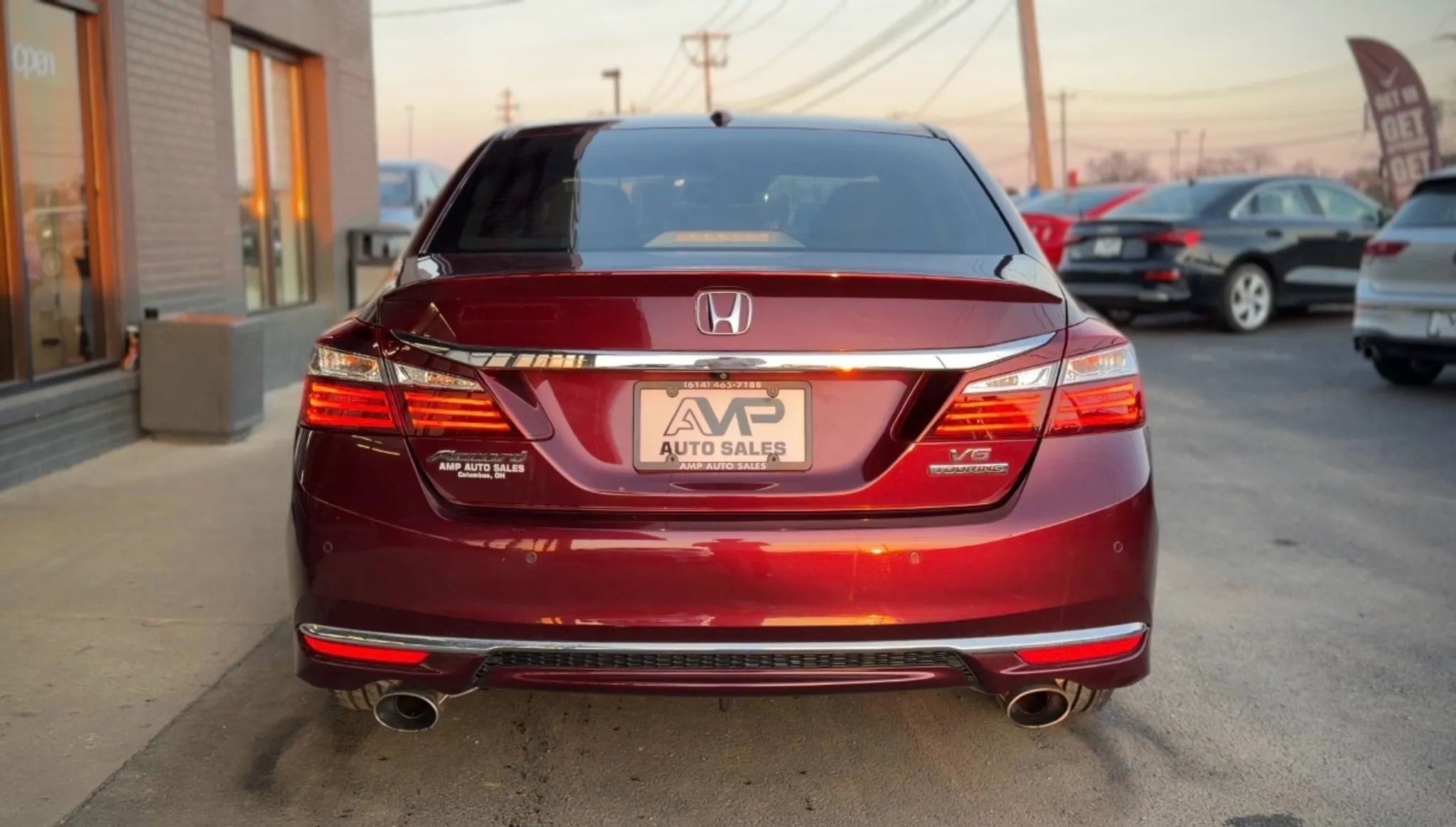 Used 2017 Honda Accord Touring image 3