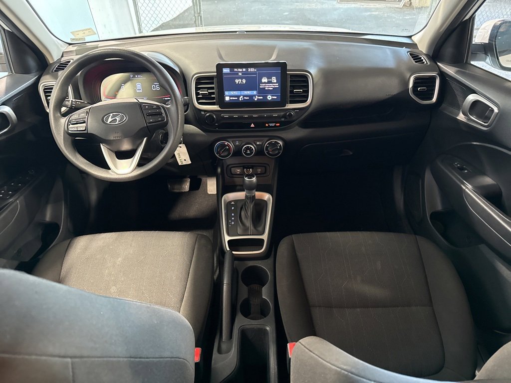 Used 2024 Hyundai Venue SE image 26