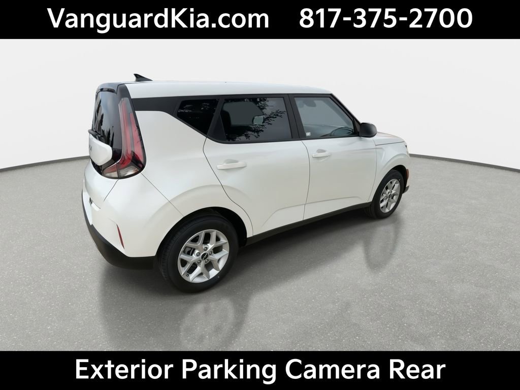 Certified 2025 Kia Soul LX image 9