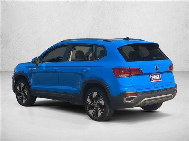 Used 2024 Volkswagen Taos SE AWD/4WD image 7