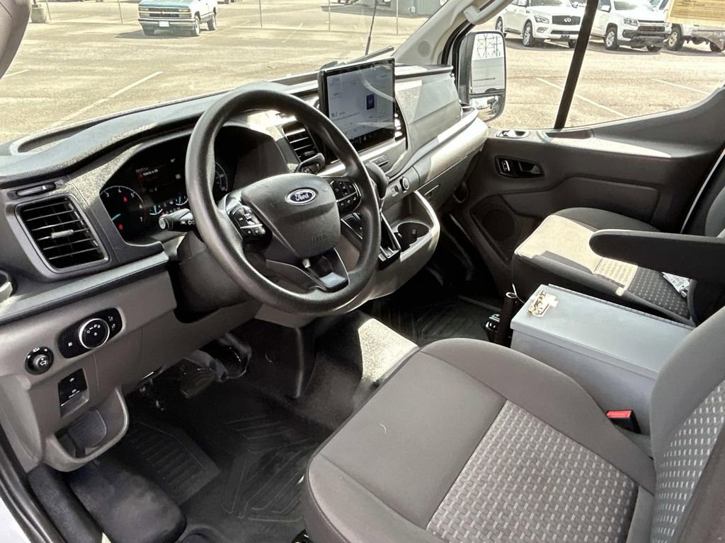 Used 2022 Ford Transit 250 Low Roof w/ Exterior Upgrade Package RWD image 26