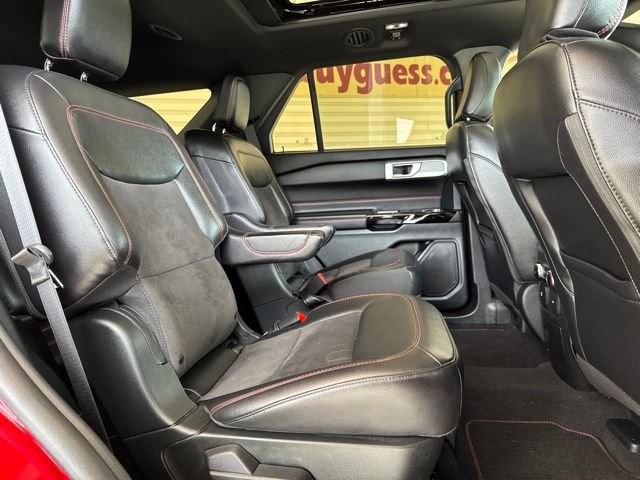 Used 2023 Ford Explorer ST-Line w/ Class IV Trailer Tow Package AWD/4WD image 25
