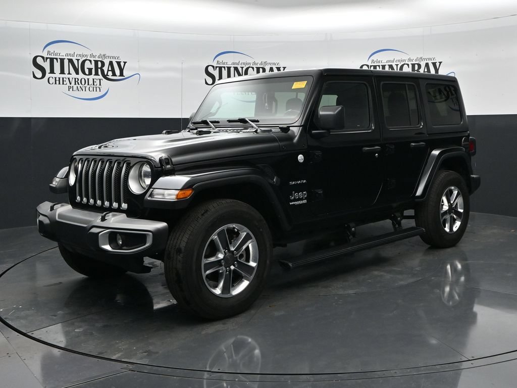 Used 2021 Jeep Wrangler Unlimited Sahara AWD/4WD image 3