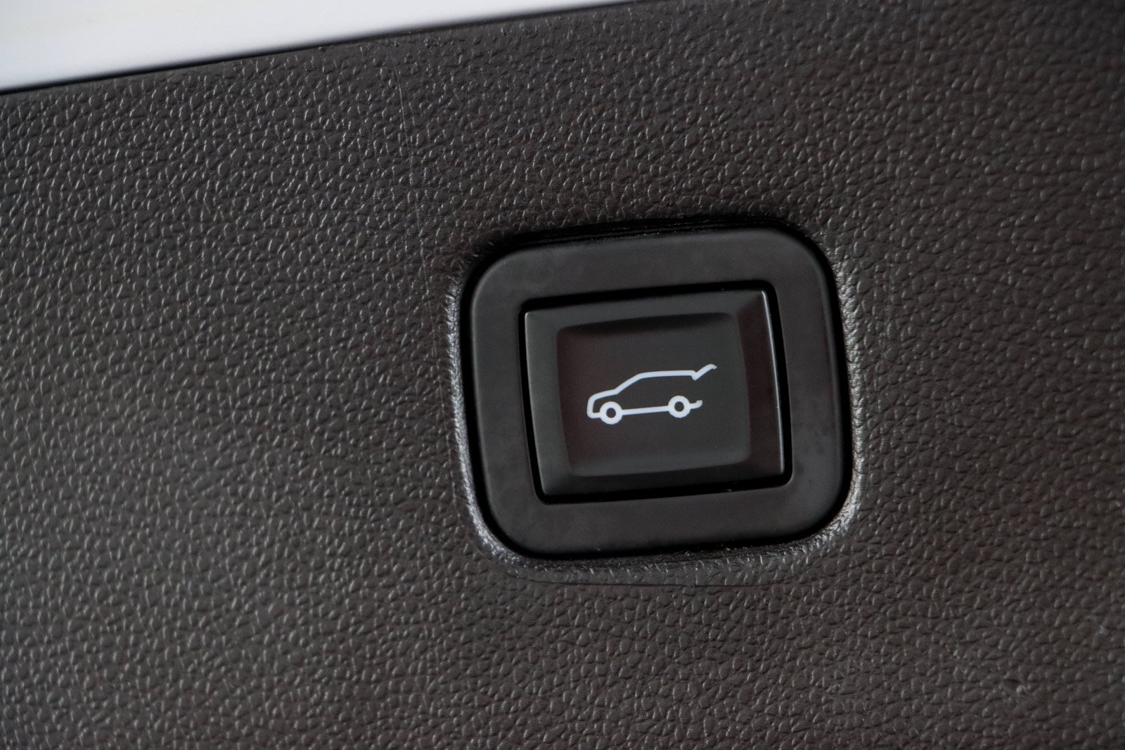 Used 2019 Chevrolet Blazer RS FWD image 30