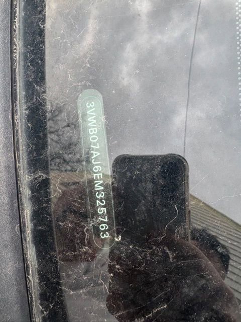 Used 2014 Volkswagen Jetta SE image 2