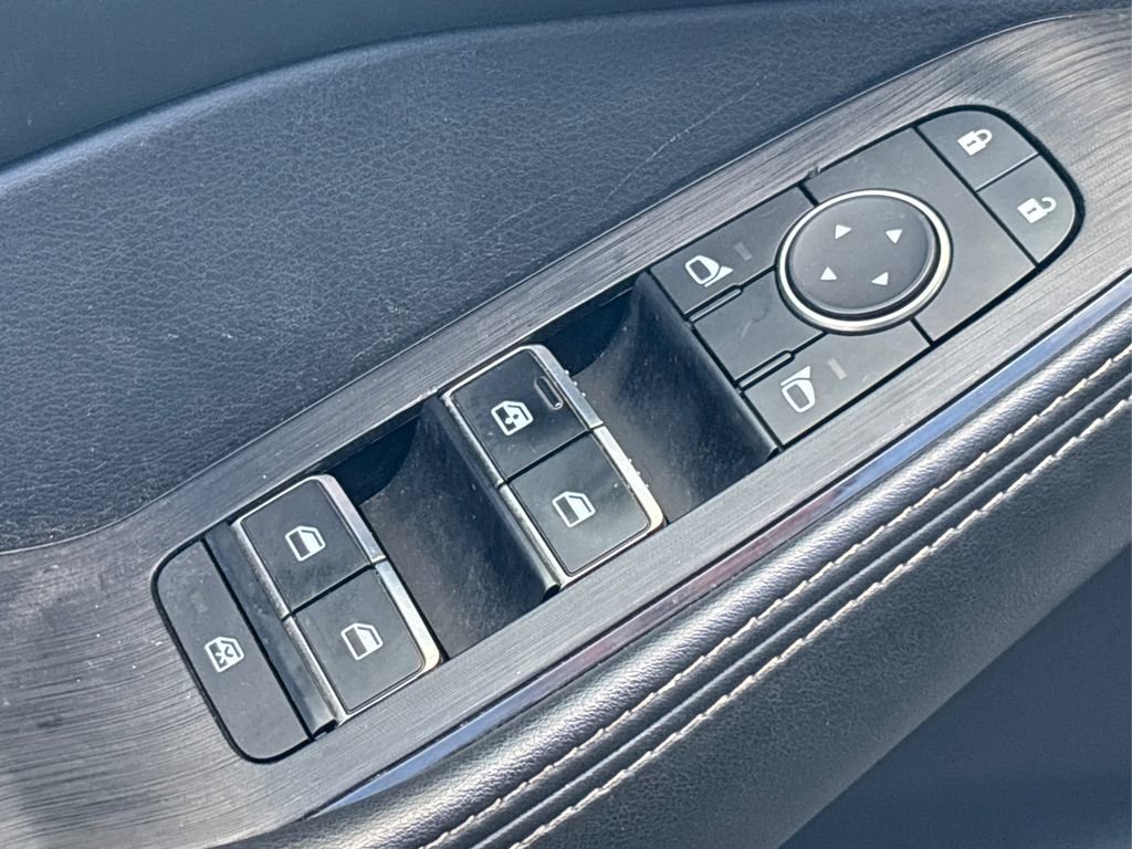 Used 2021 Nissan Rogue SL w/ Premium Package image 37