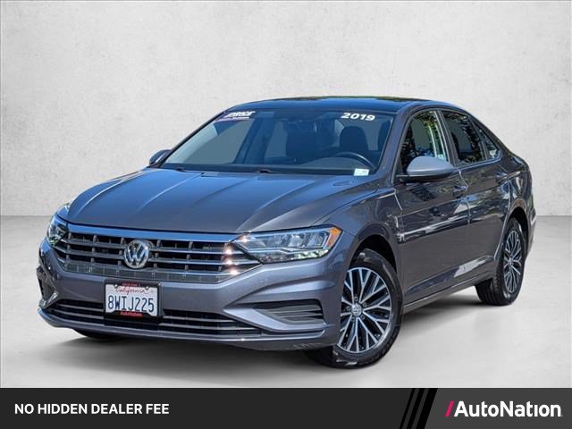 Used 2019 Volkswagen Jetta SE FWD image 1
