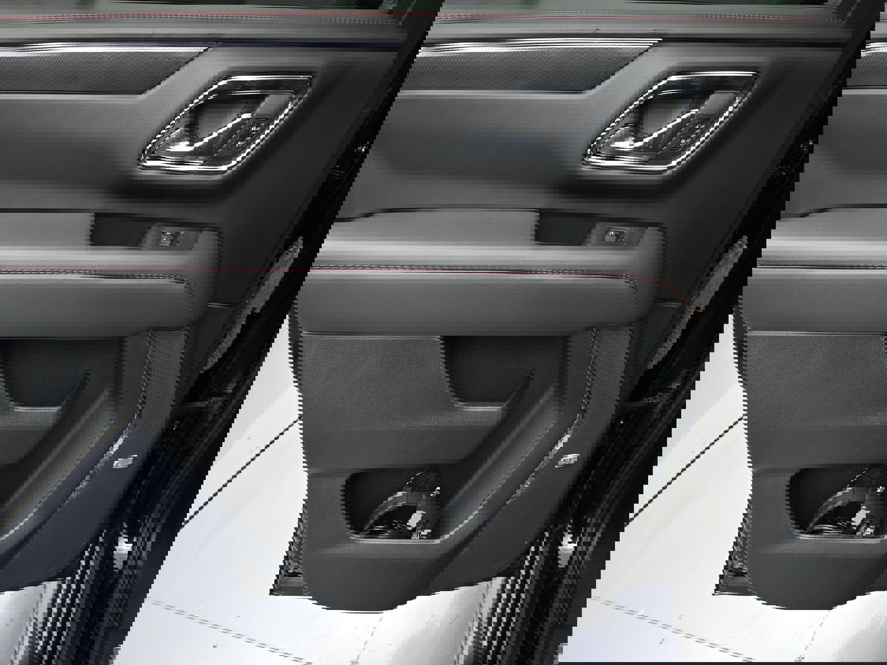 Used 2023 Chevrolet Tahoe RST w/ Luxury Package image 30