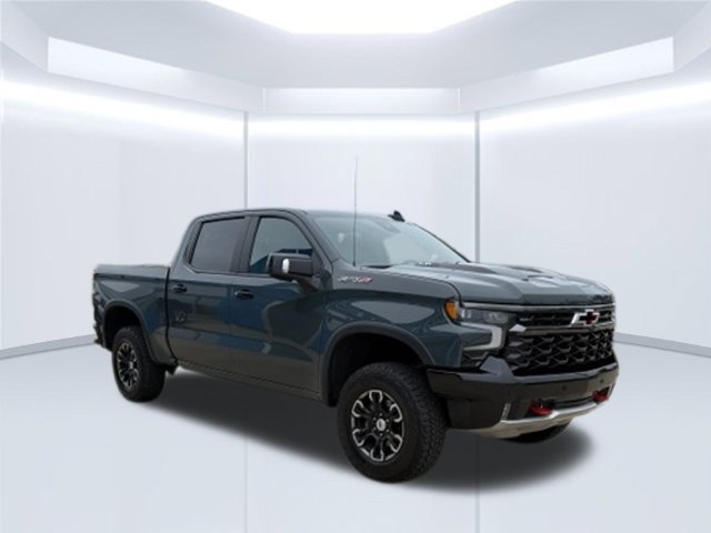 Used 2025 Chevrolet Silverado 1500 ZR2 w/ Technology Package AWD/4WD image 10