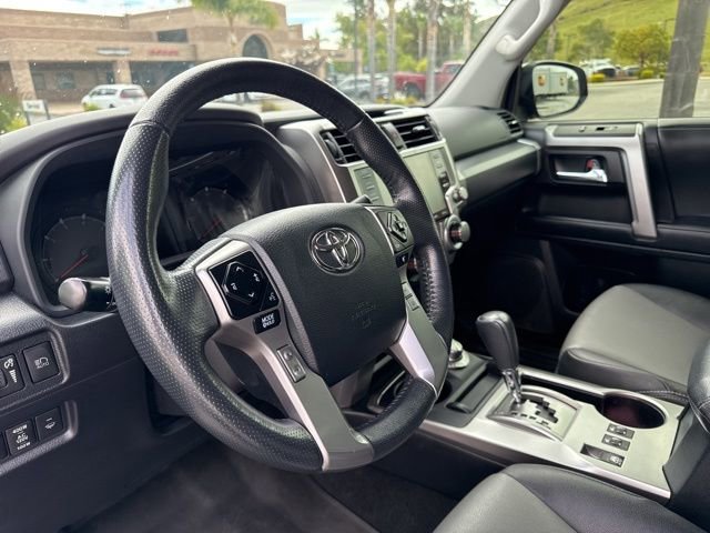 Used 2023 Toyota 4Runner SR5 Premium image 5