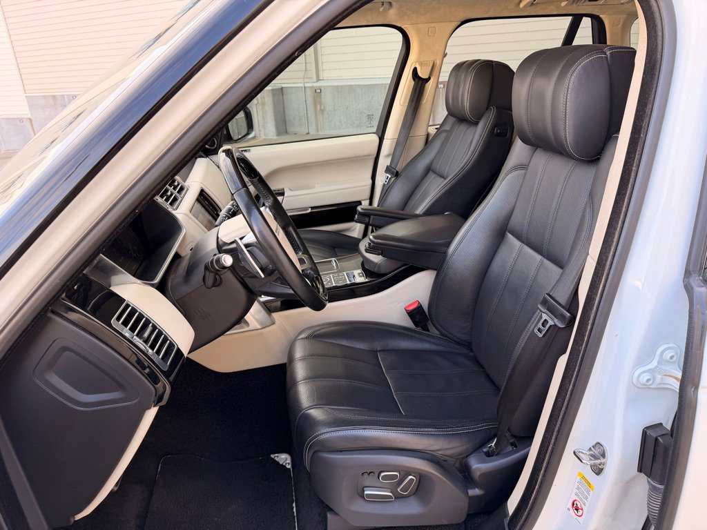 Used 2014 Land Rover Range Rover Autobiography image 10
