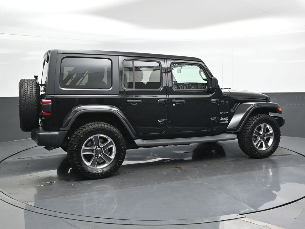 Used 2019 Jeep Wrangler Unlimited Sahara w/ Dual Top Group image 3