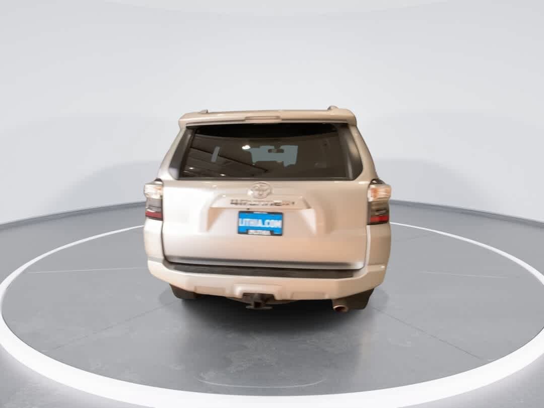 Used 2016 Toyota 4Runner SR5 AWD/4WD image 7