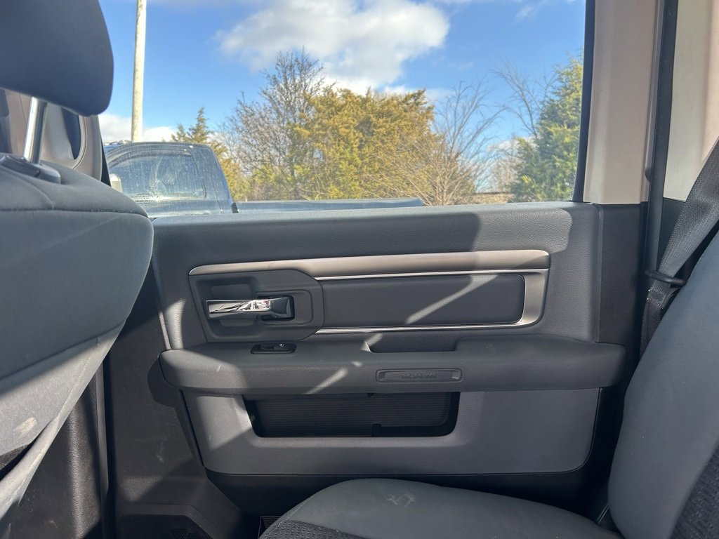 Used 2018 RAM 1500 Big Horn image 30