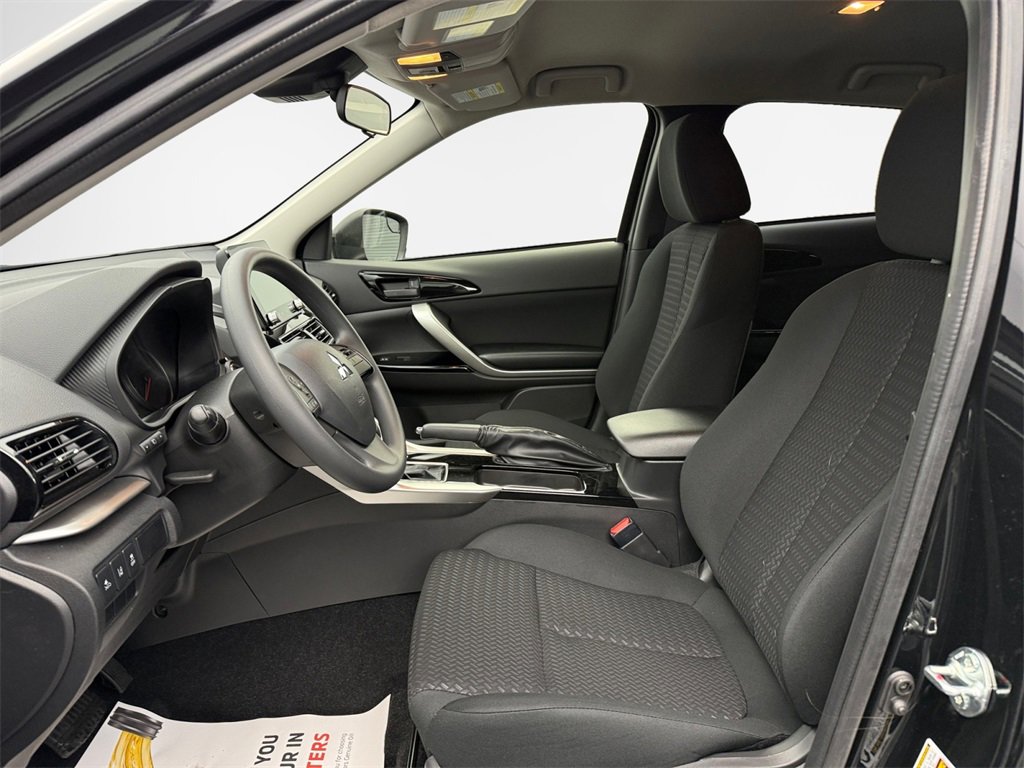 New 2026 Mitsubishi Eclipse Cross LE image 12